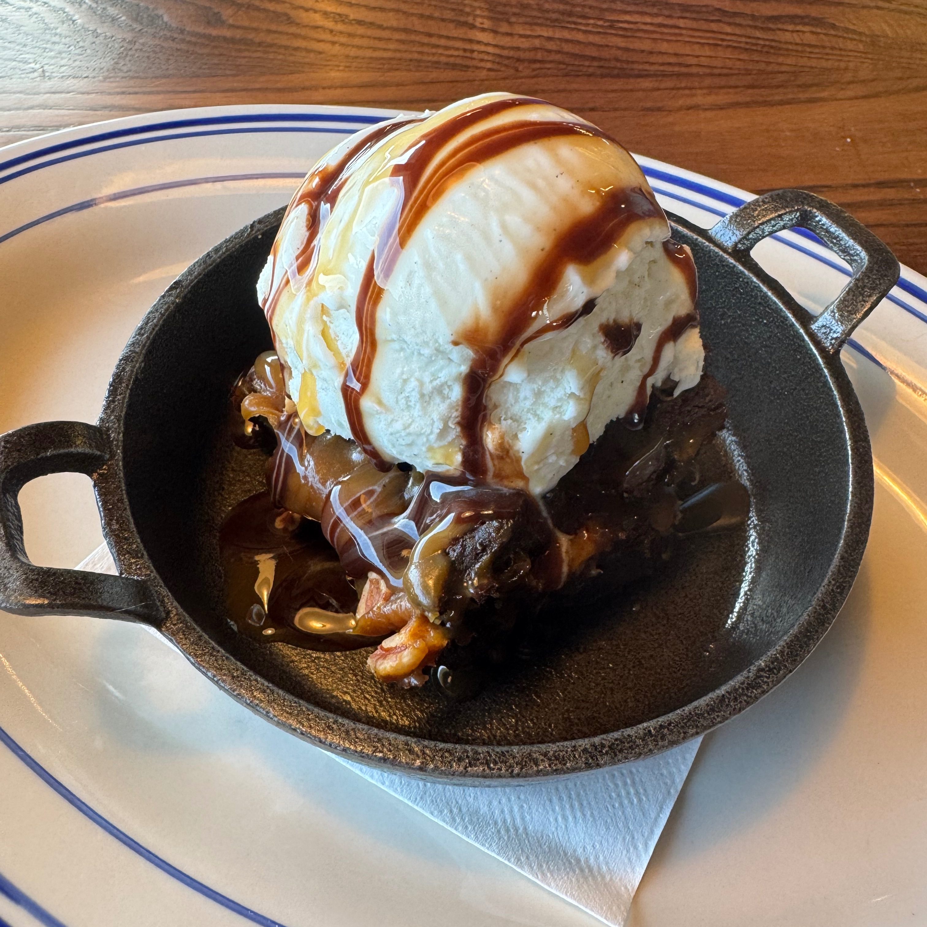 Rock Slide Brownie.