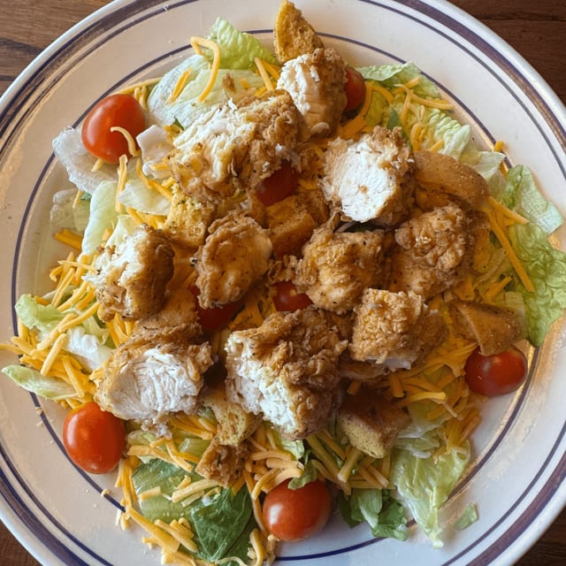 Lunch Fried Chicken Salad.
